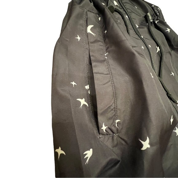 Colloseum Outerwear Women’s Black & White Jacket with Hood, Size Small - Picture 16 of 17